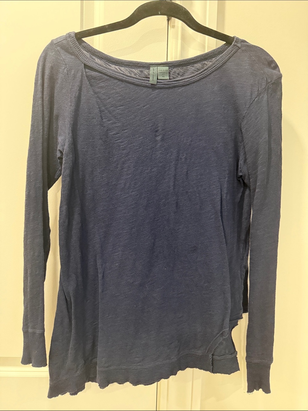 Left of Center Navy Long-Sleeve Scoop Neck Top size XS